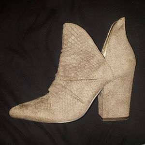 Buckle brand booties